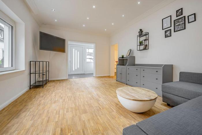 Ruhiges Haus nahe Arena & Stadion mit Parkmöglichkeiten - AC Hanse Hosting