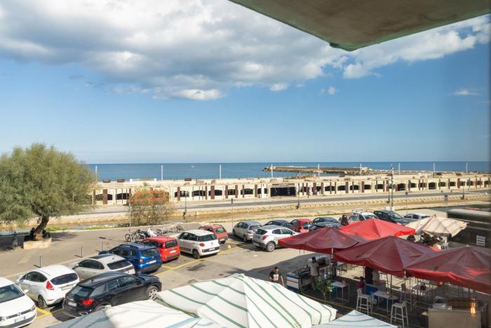 GuestHost - Ortigias Market Lovely Apartments