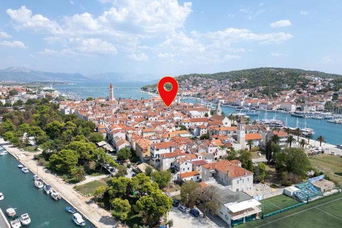 Seaside holiday house Trogir - 23608