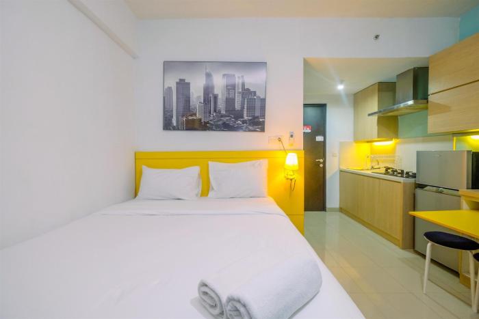 Warm and Cozy Studio Park View Condominium Apartment By Travelio