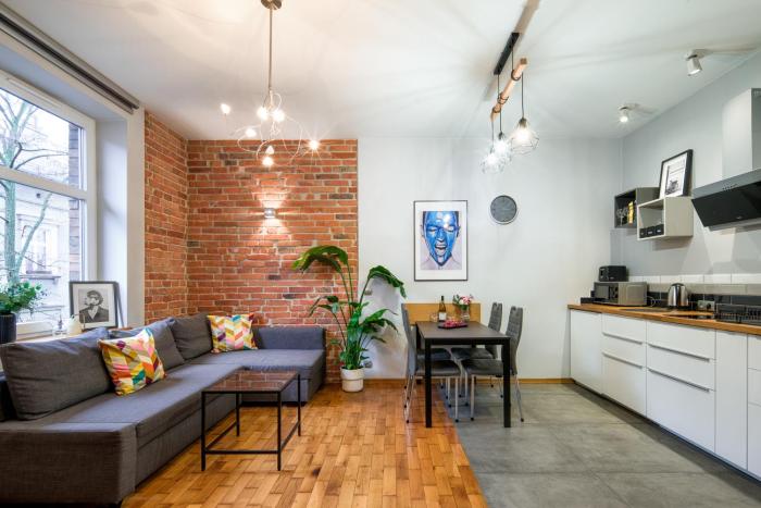 Discover Krakow Apartments - Lubicz St - Loft - Next to Main Station, AC