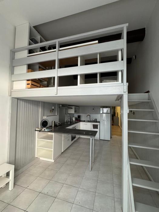 Au pied des Halles - 46m2 en centre ville - 1 chambre et 1 mezzanine - tout confort