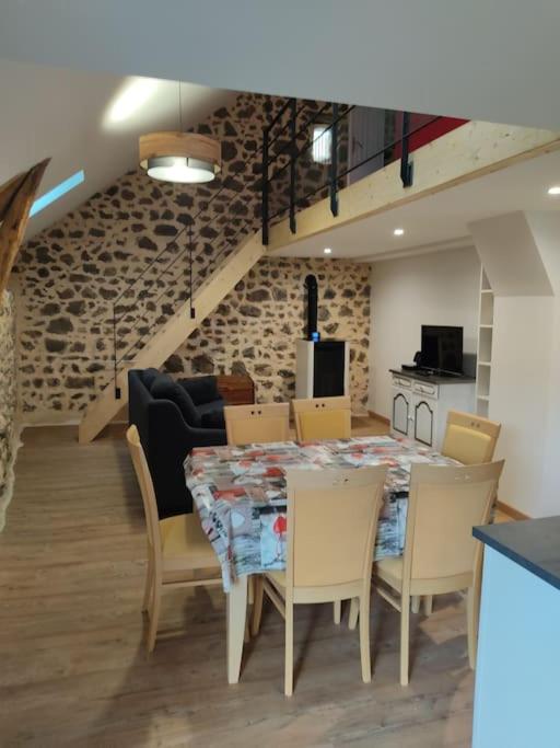 Gite de caractère au coeur de la Chaine des Puys