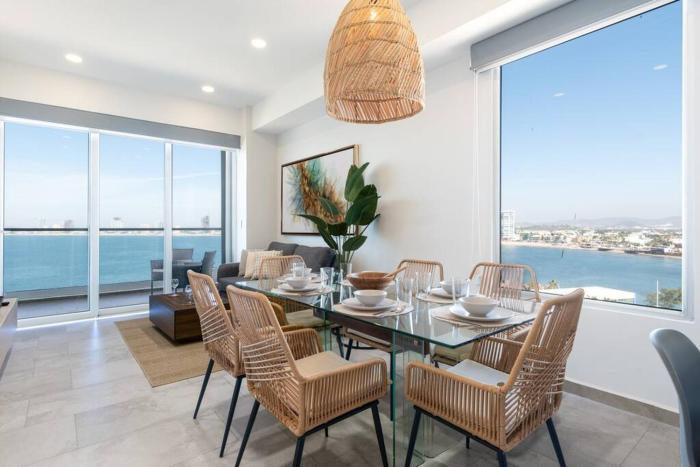 Vista Hermosa en Depa Lujoso Punta Bahia