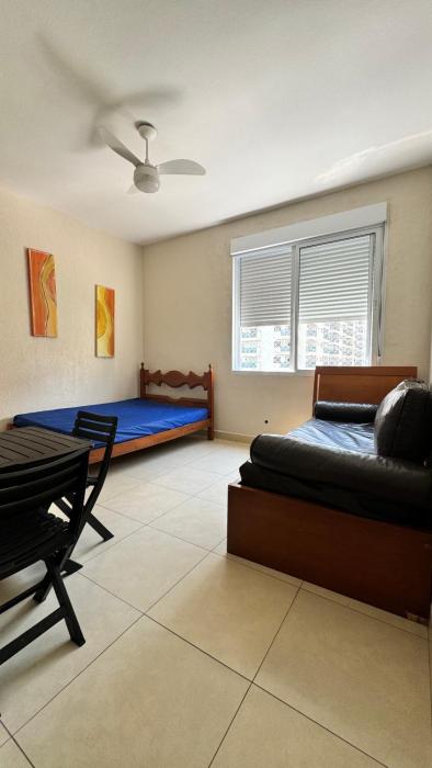 Studio 811 pitangueiras - na quadra da praia - com ar condicionado!