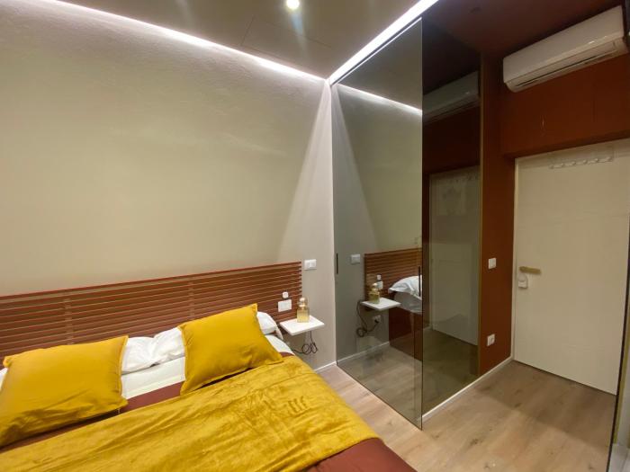 Queen Room in pieno centro- Confort,Relax e Privacy