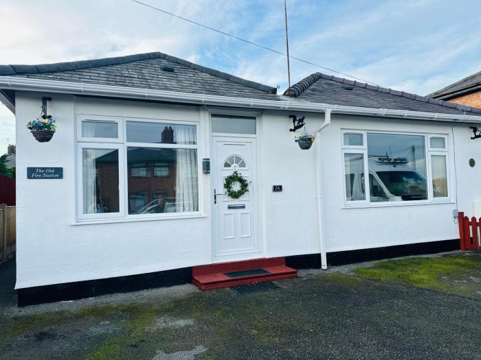 2 Bedroom Home Sleeps 4 Ideal for Long Stays and Business Trips