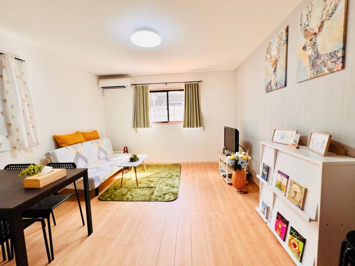 4BR Spacious Home, 10min to Umeda, 8 Guests