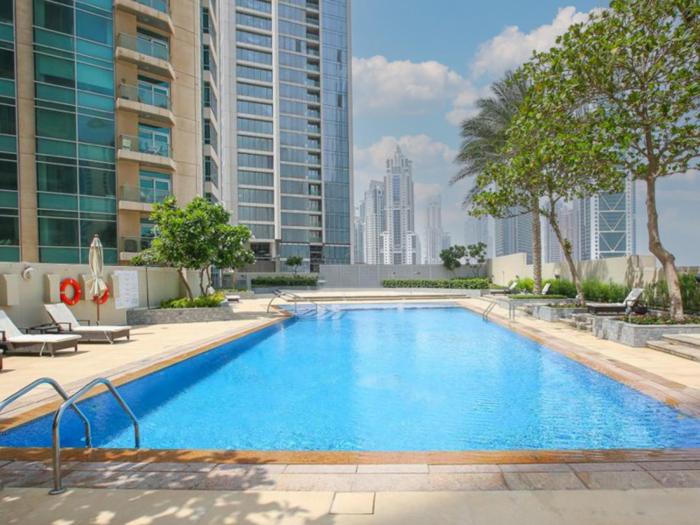 Elegant 2 Bed Downtown Duplex - Prime Location