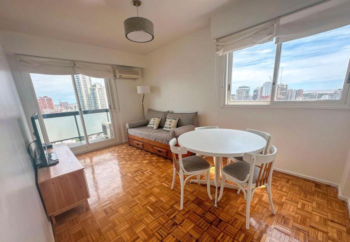 RentUp - Vistas panoramicas y balcon en Belgrano a pasos de Av Cabildo