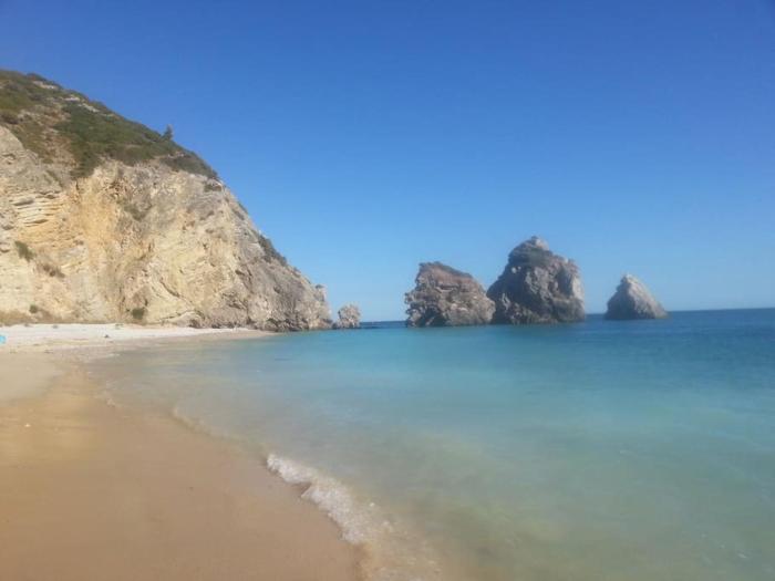 Sesimbra Seaside Apartment, Pool, Garage