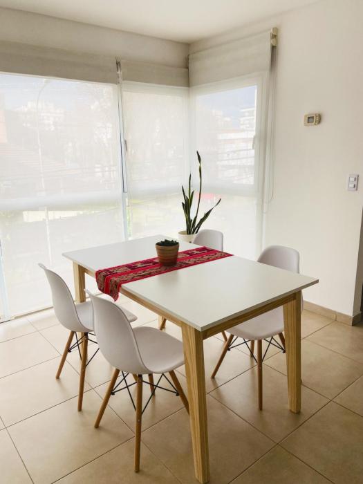 Depto Lamadrid - Zona Guemes 2 amb luminoso