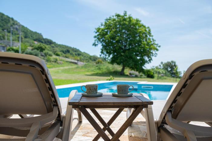 Country home Dolac POOL&SAUNA