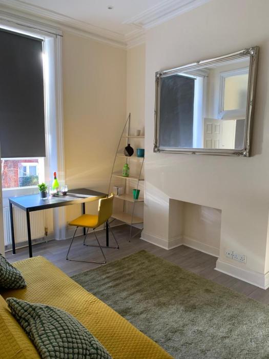 One bedroom newly refurbished flat