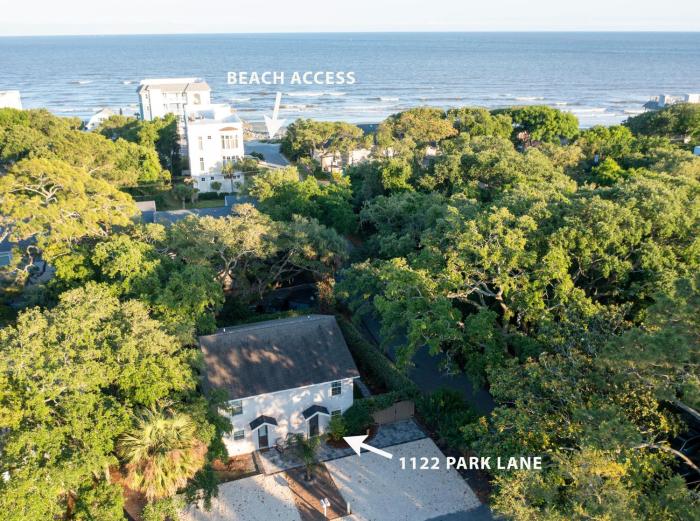 Sunny Dayz - 4 bedrooms 1122 & 1124 Park