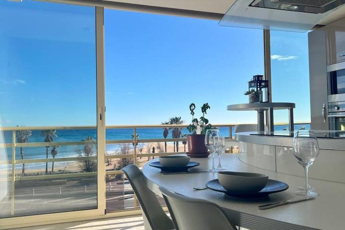 Studio spacieux, vue imprenable sur la mer