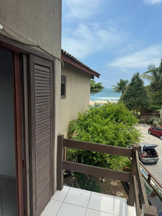 Quarto lateral da beira mar - tombo - guarujá