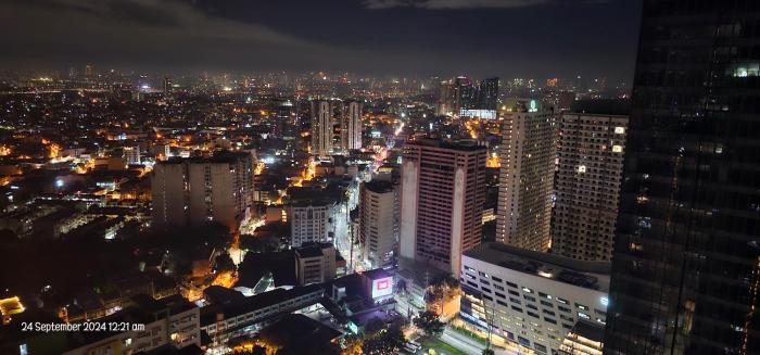 Makati Bliss Apartment - Cozy Urban Retreat