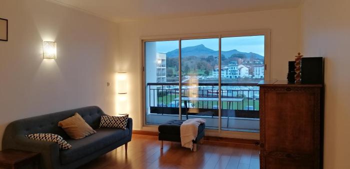 Grand appartement avec vue - Plage à pied