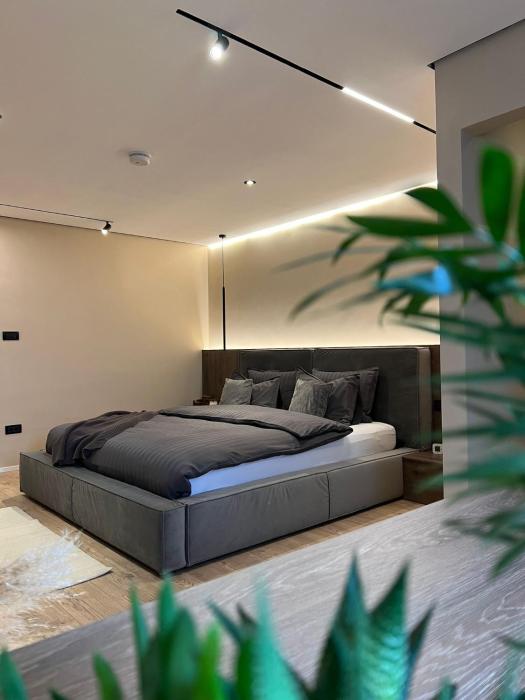 Studio 7- A chic urban hideaway, 10min walk to city center