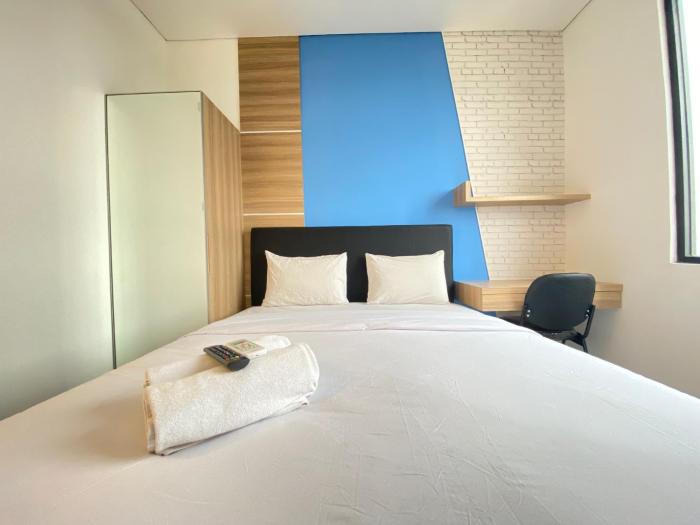 Cozy Studio No Kitchen The Lodge Paskal Apartment near 23 Paskal By Travelio