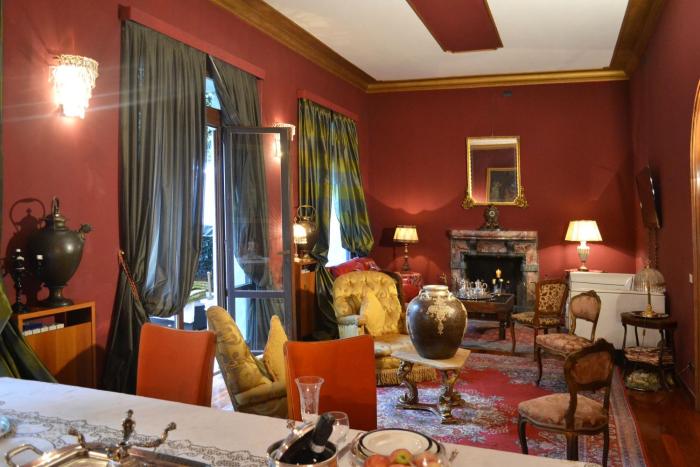 Milano boutique center