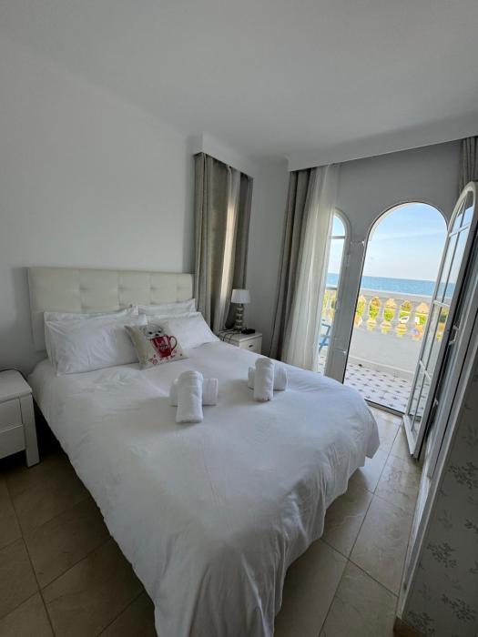 Aldea beach, manilva