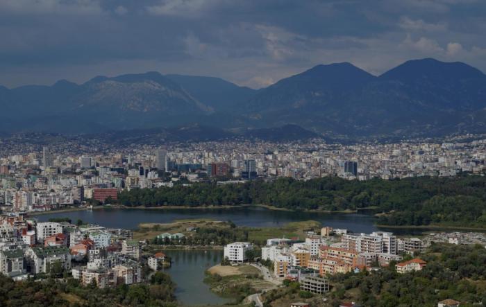 Bright & Spacious 1-Bedroom Apartment in stylish Municipality of Paris, Tirana