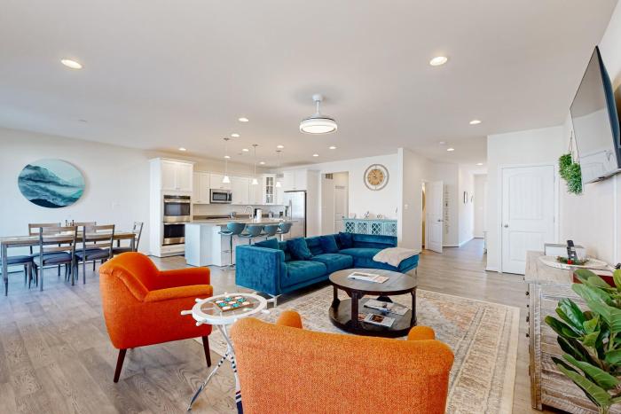 Ocean View Beach Club --- 12 Nantasket Ave