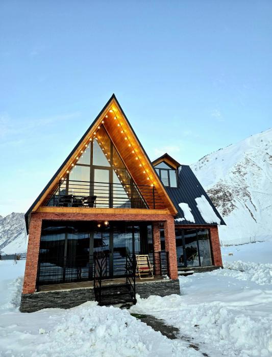 Grand Mountain Cottage