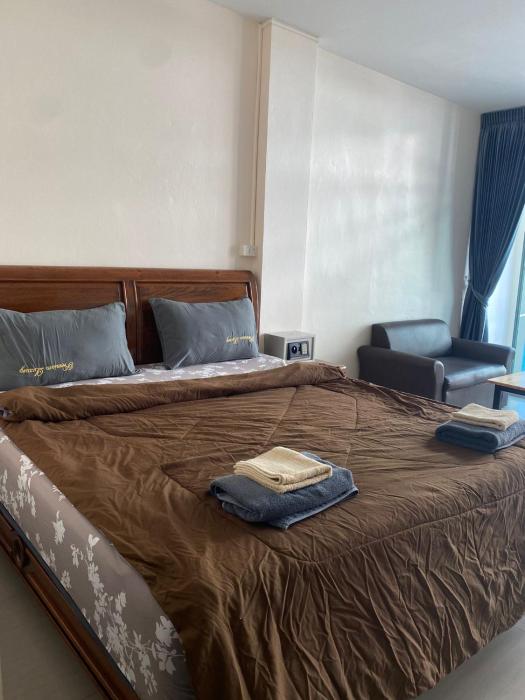 Sorot Darika Jomtien Beach