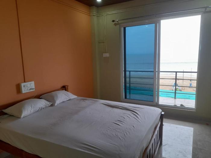 Aisiri comforts beach stay and cafe