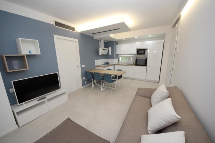 Modern and renovated flat with terrace in Rosolina