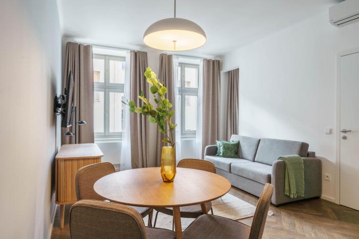 Limehome Prague Halkova