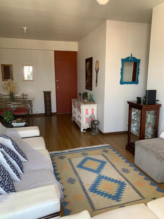 01 Quarto aconchegante só para 02 pessoas em área nobre