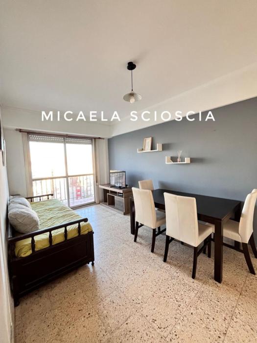 Departamento Avenina Colón