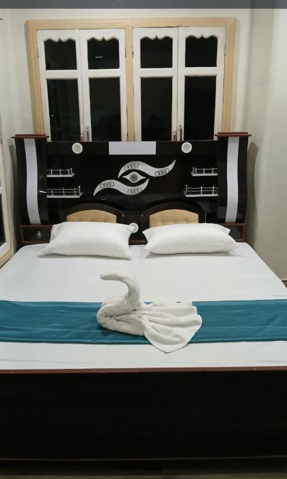Rudhraks home stay