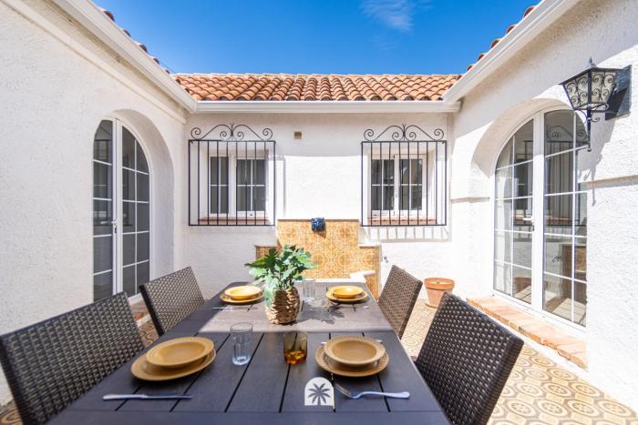 Mediterranean Way - El Patio