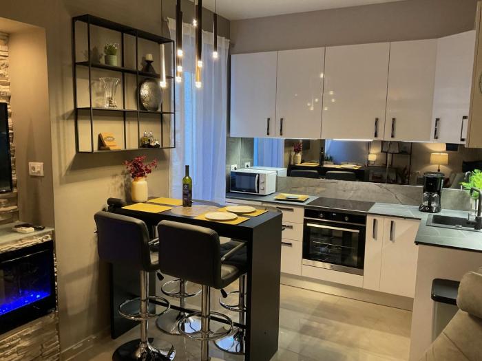 BELLA CAMPAGNA - Luxury Two Bedroom Apartment