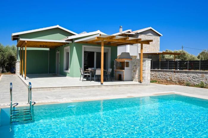 Small Halipoma LaertesLefkada town close