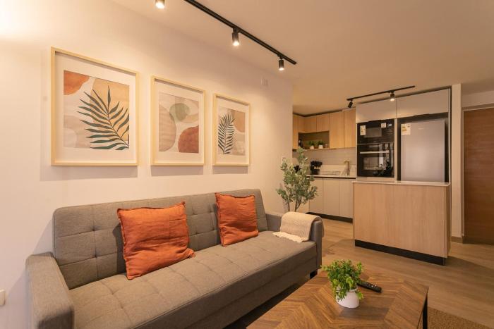 Elegant 2BR Experience Las Condes in Style