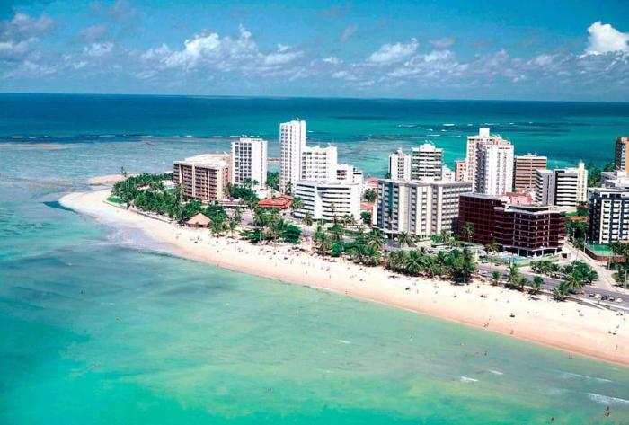 Ap PONTA VERDE 3 QTS 300M DA PRAIA