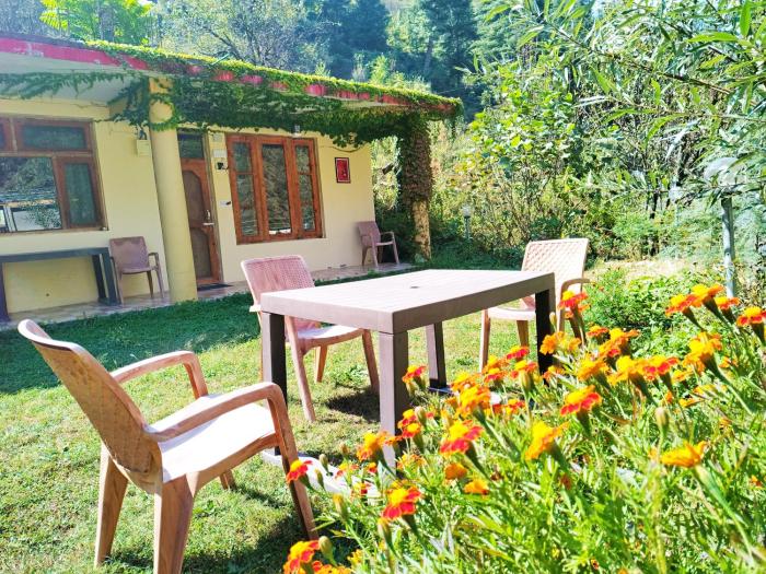 WoodRose Ecostay - Tirthan Valley