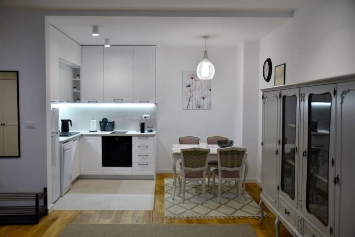 Present Perfect Stay