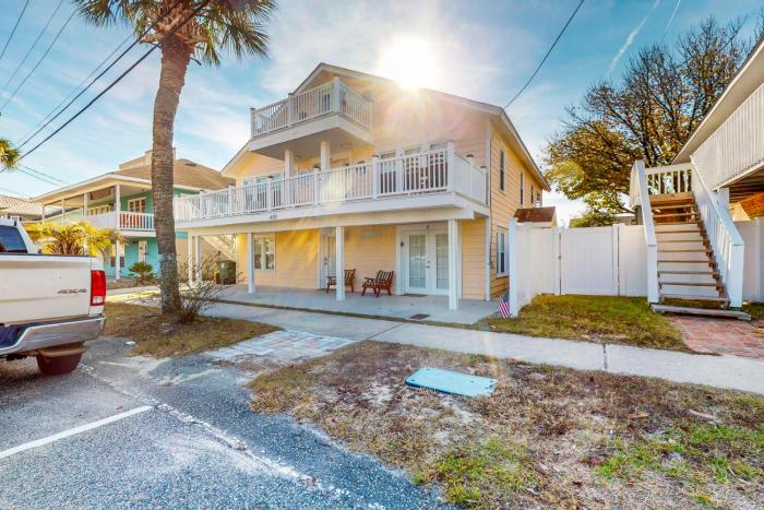 Flamingo House, Unit A