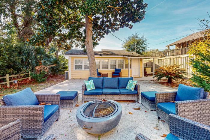Flamingo House, Unit B