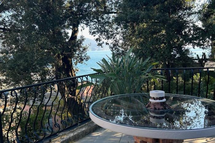 Casa Chiara with Terrace and Sea View