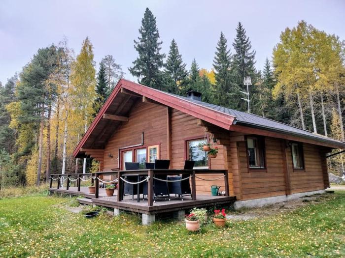 Viihtyisä huvilamökki Saimaan rannalla