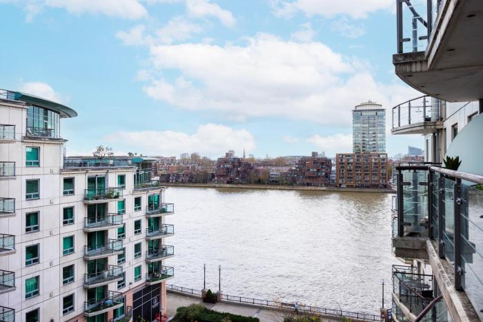 WelcomeStay St Georges Wharf