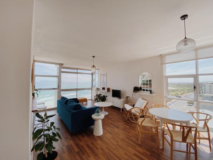 cute, sun-soaked apartment above the sea